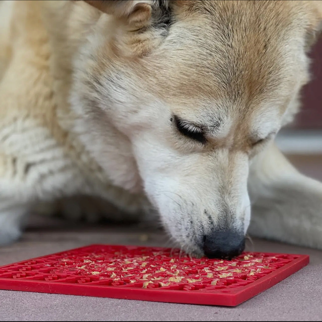 Christmas Tree Design dog enrichment emat slow feeding mat and helps to aid digestive health.