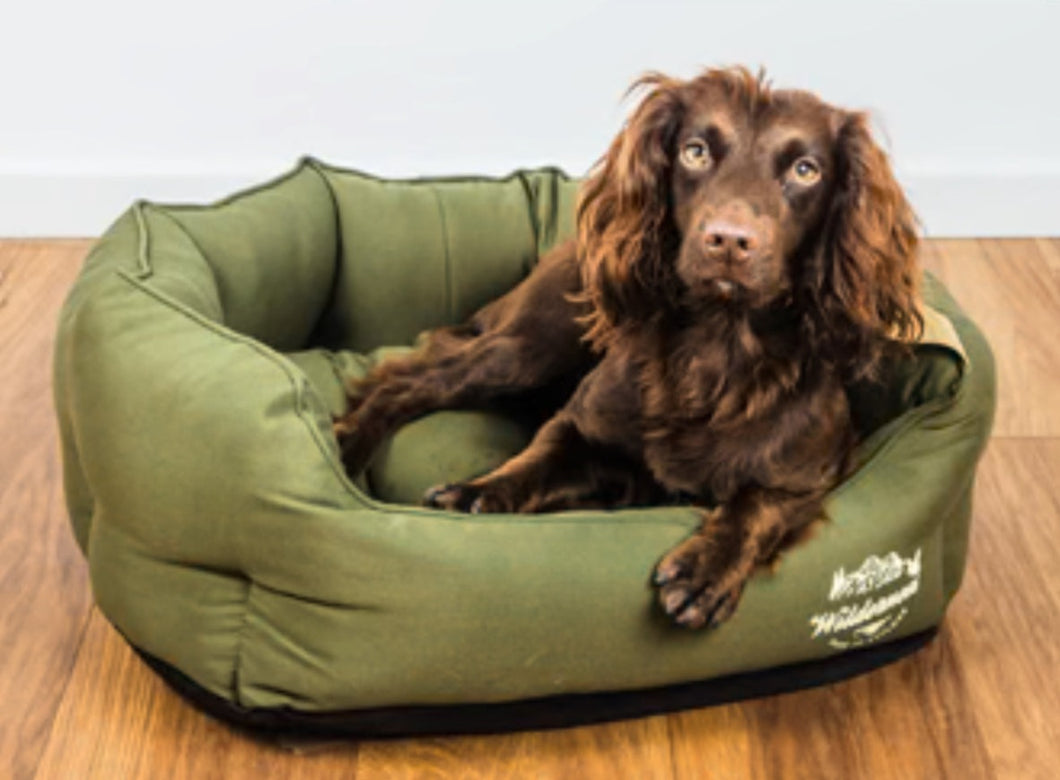 NEW RANGE ! Snug & Cosy Wilderness dog bed designed for the grate outdoors lifestyle