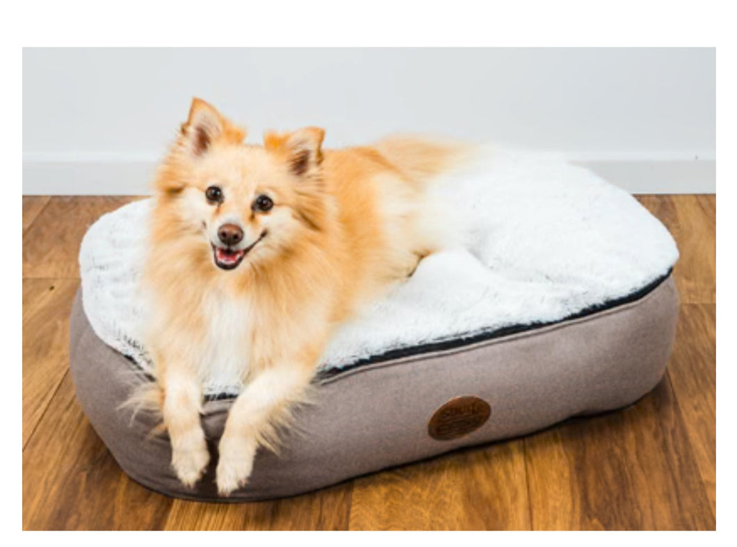 Bed Preorder now NEW RANGE Snug & Cosy Oval faux fur high quality made uk dog beds